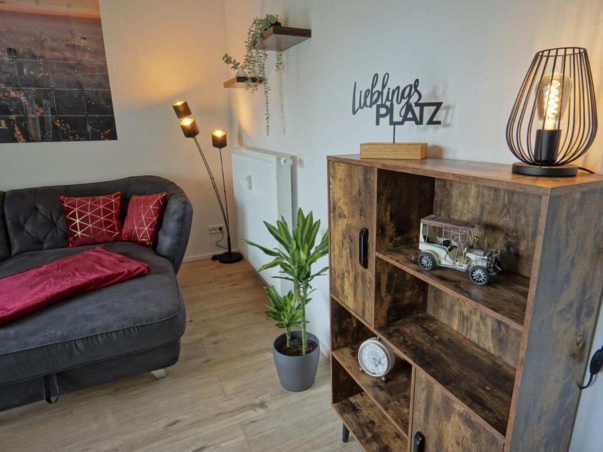 Apartamento "Hogulu" Brandenburg, Balkon, Neustadt, Kueche, Wassernaehe - Parkplatz Inklusive Brandenburg  Exterior foto