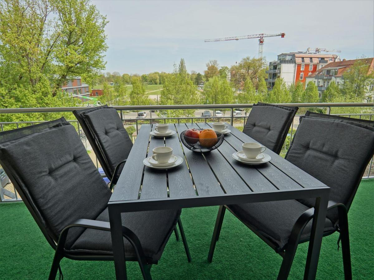 Apartamento "Hogulu" Brandenburg, Balkon, Neustadt, Kueche, Wassernaehe - Parkplatz Inklusive Brandenburg  Exterior foto