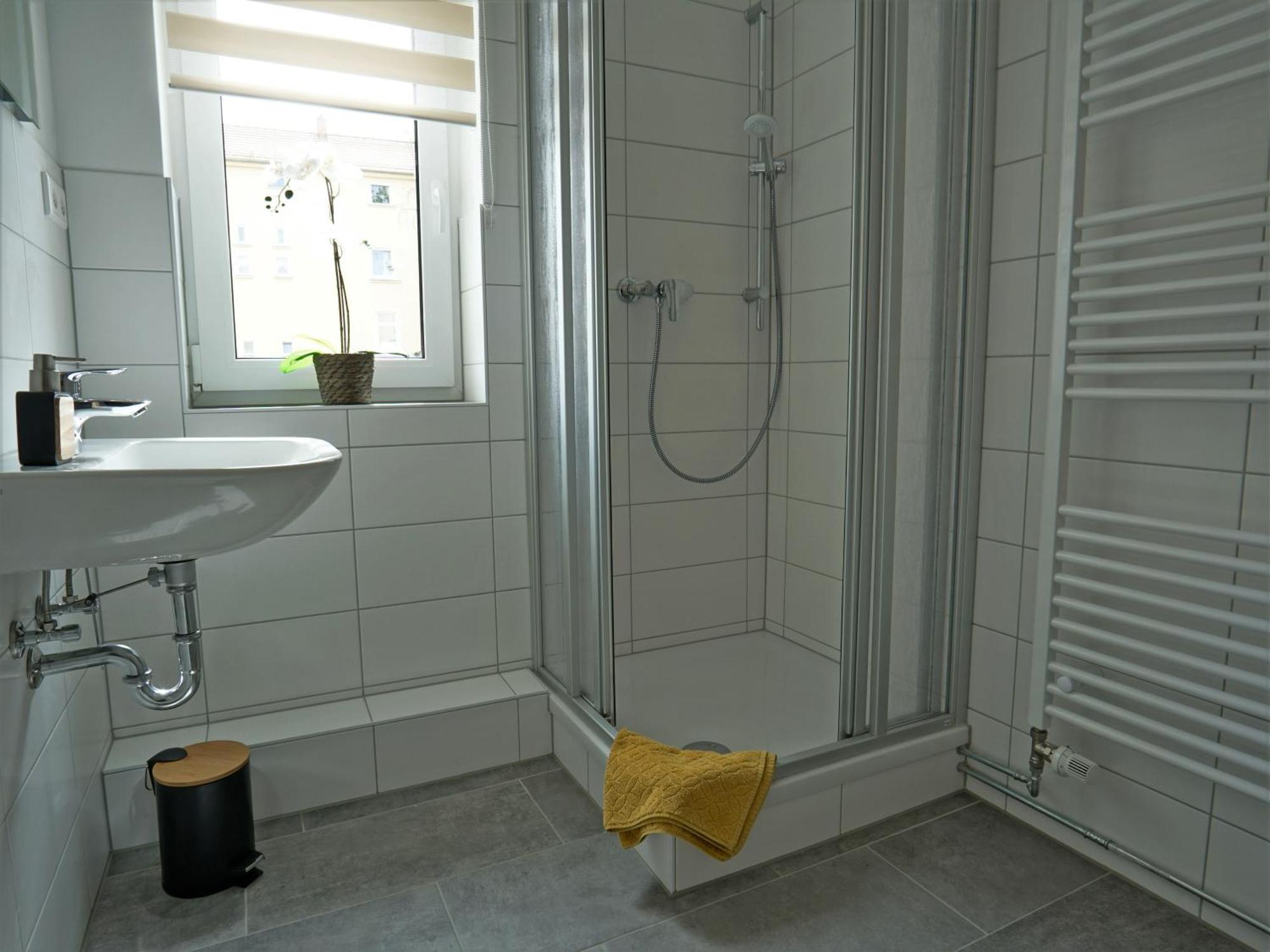 Apartamento "Hogulu" Brandenburg, Balkon, Neustadt, Kueche, Wassernaehe - Parkplatz Inklusive Brandenburg  Habitación foto