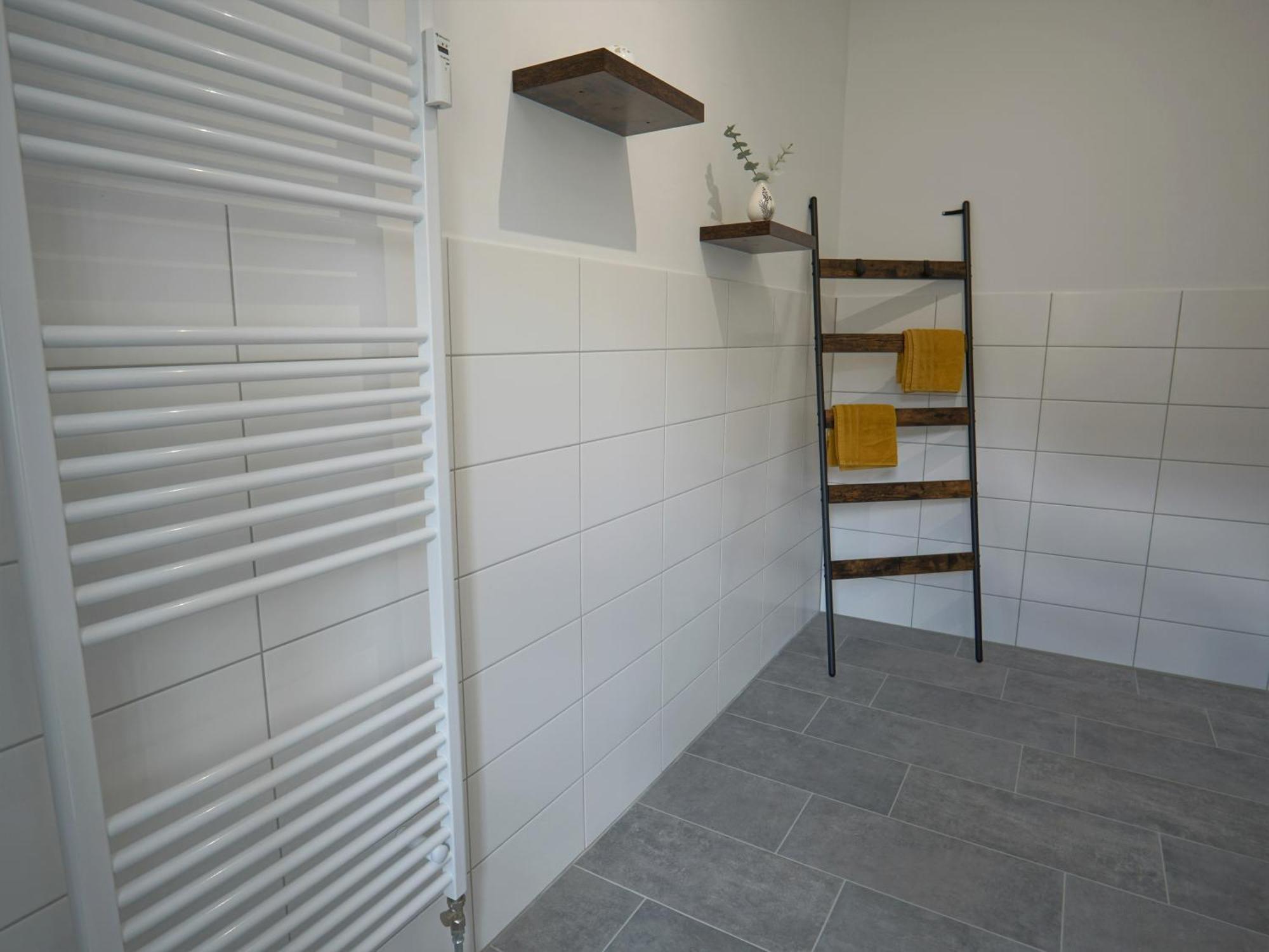 Apartamento "Hogulu" Brandenburg, Balkon, Neustadt, Kueche, Wassernaehe - Parkplatz Inklusive Brandenburg  Habitación foto