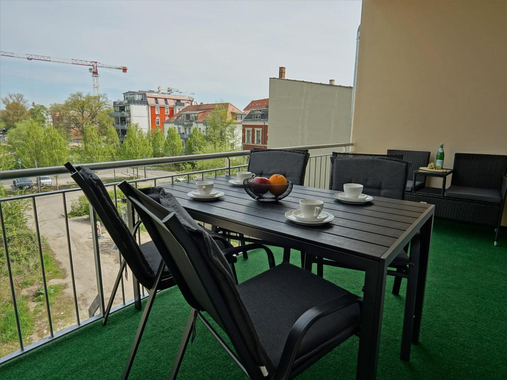 Apartamento "Hogulu" Brandenburg, Balkon, Neustadt, Kueche, Wassernaehe - Parkplatz Inklusive Brandenburg  Habitación foto