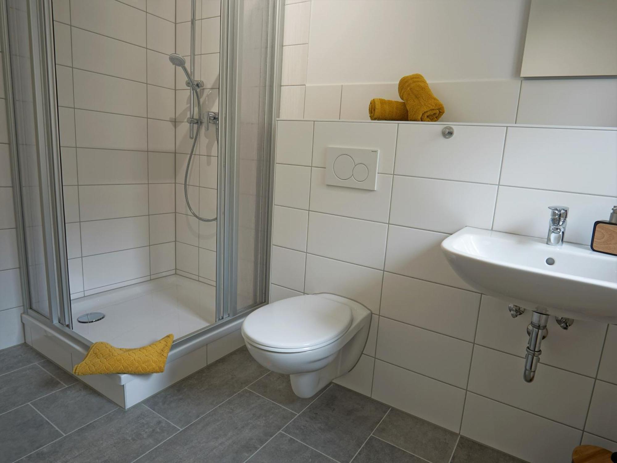 Apartamento "Hogulu" Brandenburg, Balkon, Neustadt, Kueche, Wassernaehe - Parkplatz Inklusive Brandenburg  Habitación foto